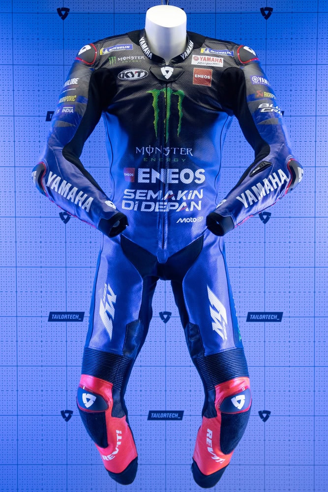 Tuta moto su misura di Augusto Fernández pronta per la pista
